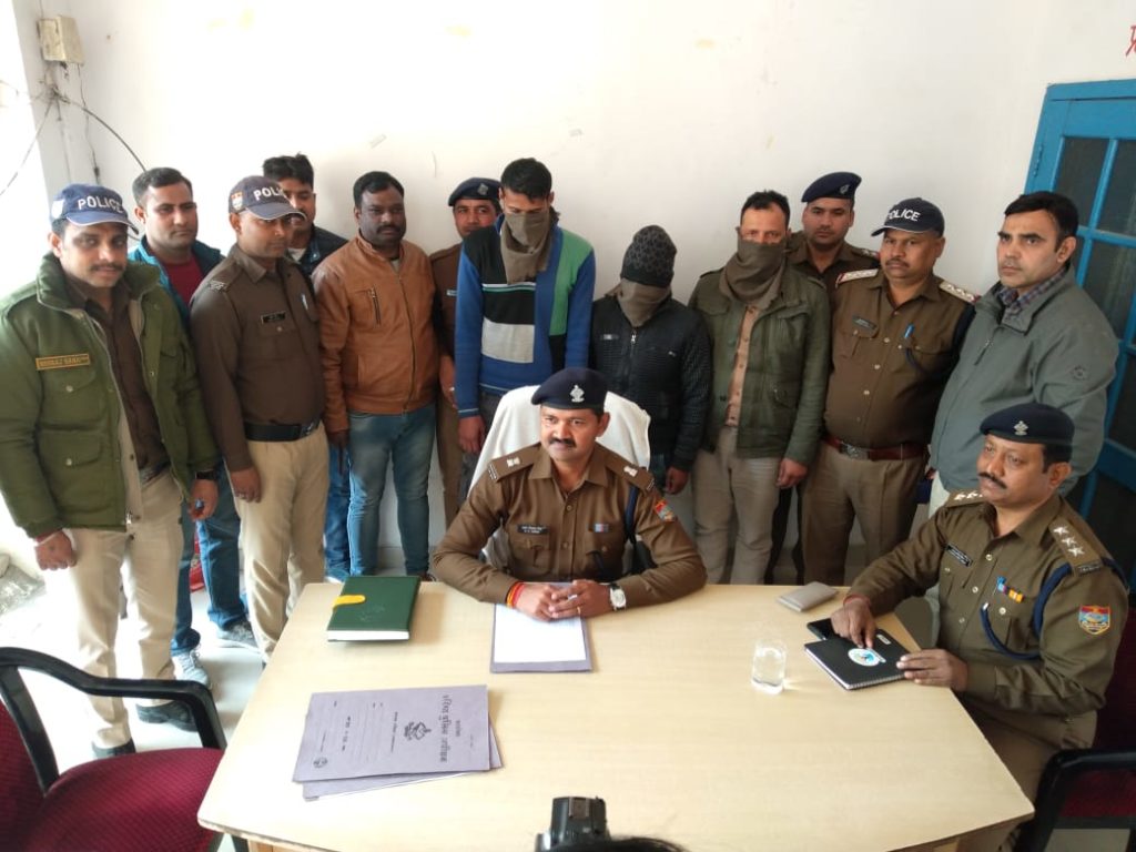 दस लाख में सुपारी तय कर बेटे ने ही मरवाई थी कारोबारी पिता को गोली,,,।