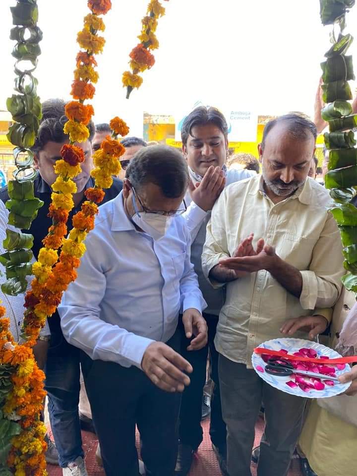 कलियर वीआईपी चौक सोहलपुर रोड पर ओपीडी फीस मुक्त सिटी हेल्थ केयर हॉस्पिटल खुलने से जनता को मिलेगी मेडिकल की हर सुविधा,,,डॉ बिलाल रिज़वी (फिजिशियन),श्रीमती डॉ अलनिदा (स्त्री व प्रसूति रोग विशेषग्य) बीयूएमएस,एमडी