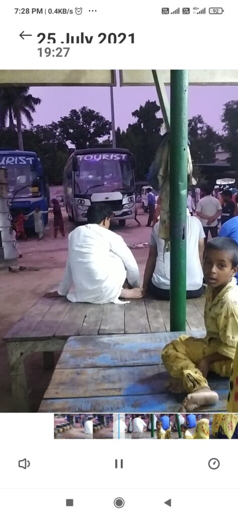 कोरोना गाइड लाइन का कलियर में लगातार हो रहा उलंघन ,,,,,।