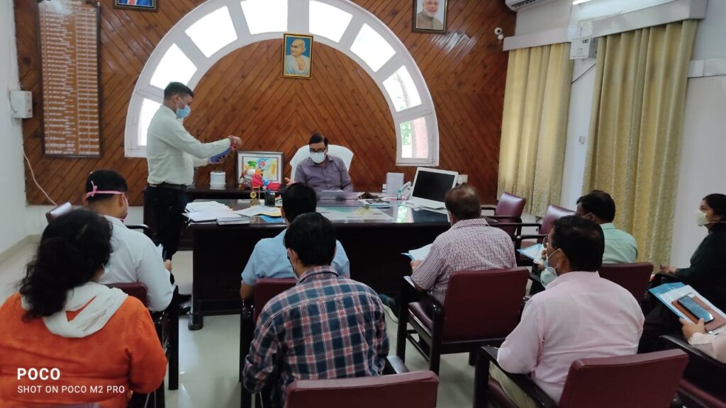 खेल कूद के साथ साथ आपदा प्रबन्धन के क्षेत्र में भी हर ब्लाक से युवाओं को अधिकारी करें तैयार,,,,,विनय शंकर पांडेय जिलाधिकारी