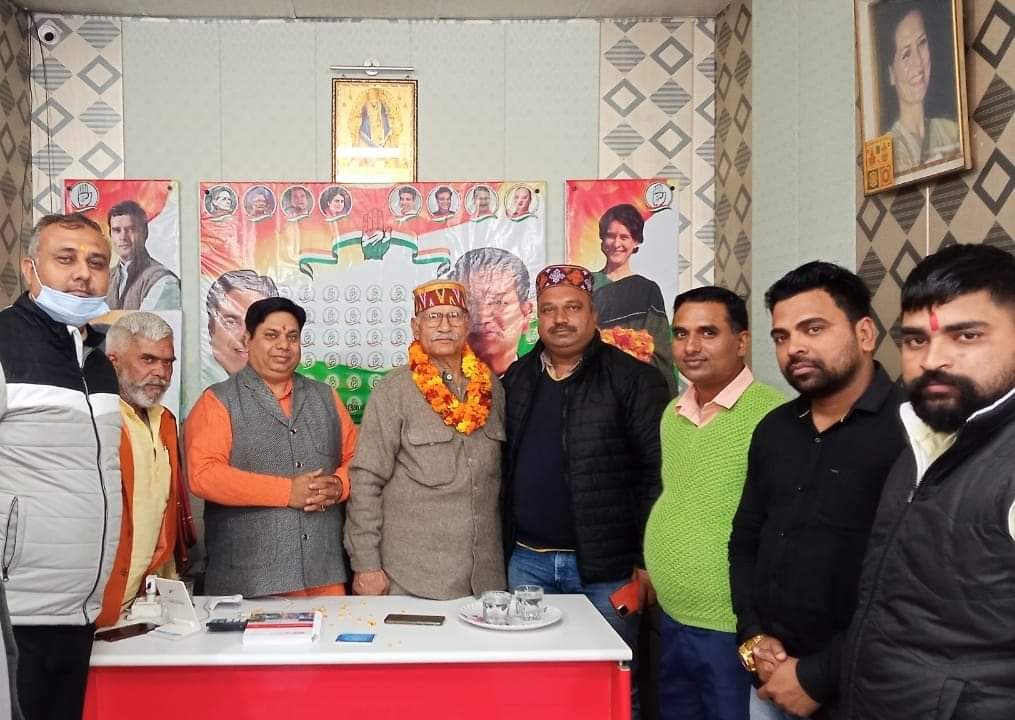 प्रेमसागर पुरी को उत्तराखंड प्रदेश कांग्रेस कमेटी में प्रदेश सचिव बनाए जाने पर आवास विकास स्थित कांग्रेस कार्यालय पर उनका किया स्वागत एवं सम्मान,,,,