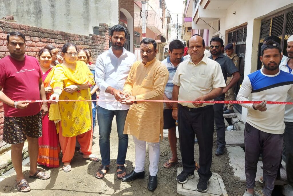 वार्ड की समस्याओं के निदान करने में कोई लापरवाही नहीं बरती जाएगी,,,अंकित चौधरी पार्षद रुड़की