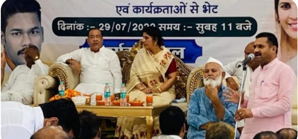 विधायक ममता राकेश और उनके सुपुत्र ने नेता प्रतिपक्ष यशपाल आर्य का गर्मजोशी से किया स्वागत,,,