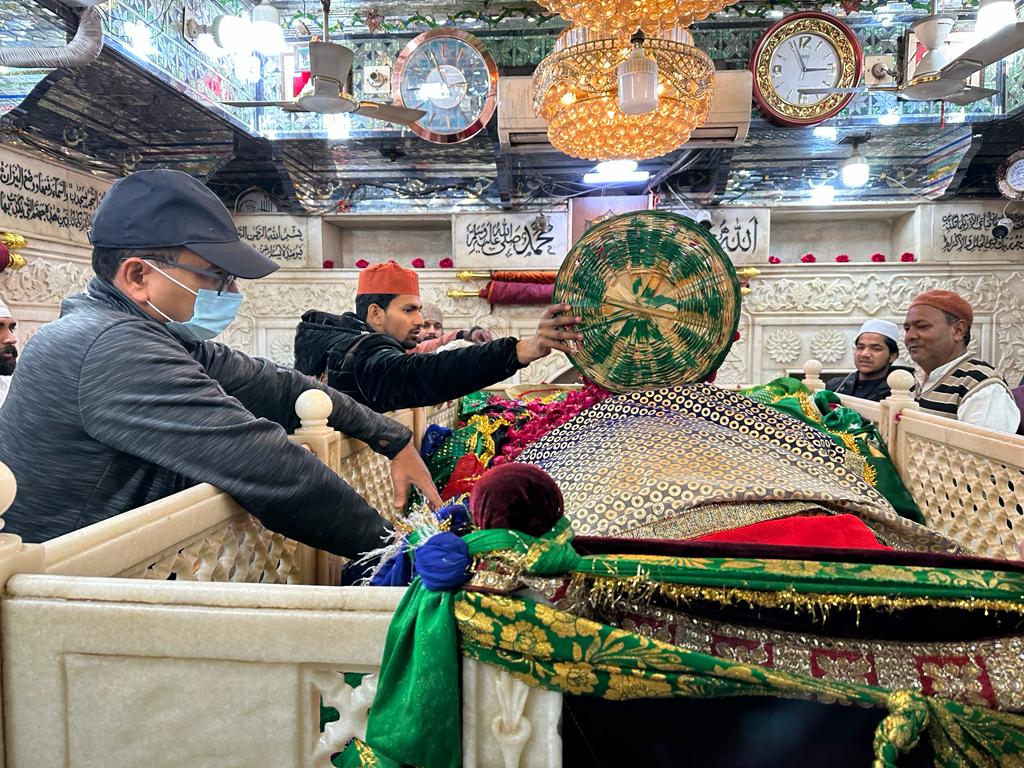 लेखाकार/प्रबंधक के द्वारा की जा रही अव्यवस्थाओं से आईपीएस/वक्फ सीईओ गुप्त निरीक्षण से हुवे रूबरू,,,