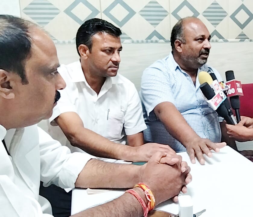 ओबीसी विभाग की बैठक में  बोर्ड बैठक के दौरान हंगामा करने वाले पार्षदों के विरुद्ध निंदा प्रस्ताव पारित