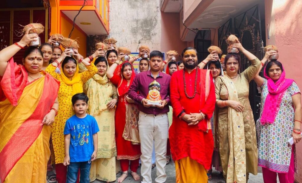 खाटू श्याम की प्राण प्रतिष्ठा हेतु पूजा से पूर्व निकली भव्य कलश यात्रा,,,