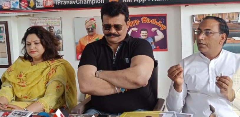 उमेश कुमार द्वारा बलात्कार का कोई मामला होने पर इस्तीफा देने के  बयान पर चैंपियन ने मीडिया में प्रस्तुत की एफआईआर की प्रति,नैतिकता पर मांगा इस्तीफा,,,चैंपियन प्रणव सिंह,,,