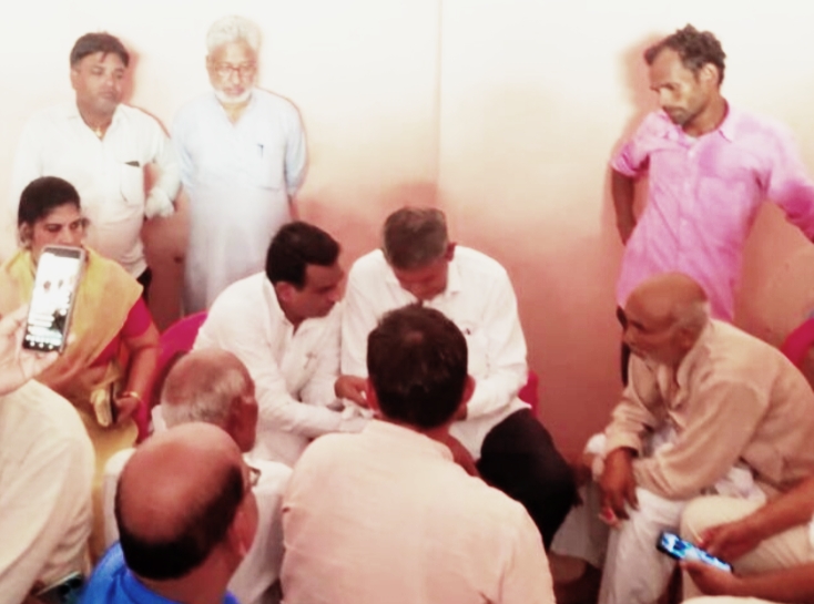 कल भीम आर्मी चीफ के पहुंचने के बाद कोंग्रेस नेताओ की टुटी नींद,भाजपा नेता अभी तक सोये गहरी नींद में,,,,