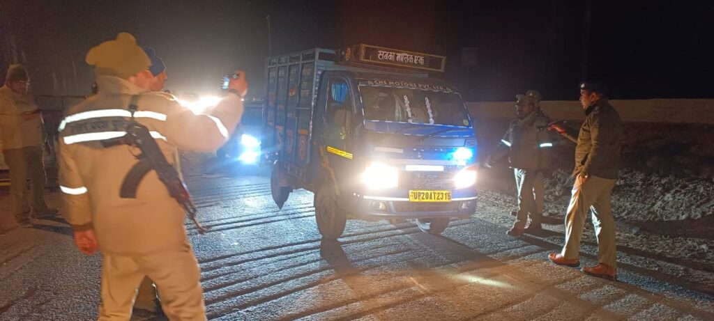 22 जनवरी यानि सोमवार को अयोध्या में राम मंदिर प्राण प्रतिष्ठा को देखते हुए जिले की शांति व्यवस्था को लेकर पुलिस पूरी तरह अलर्ट ,,,