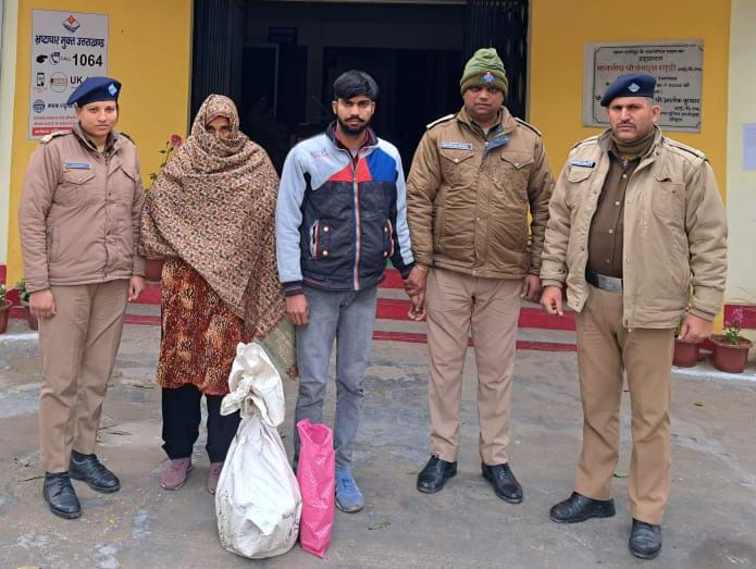 रानीपुर कोतवाली की पुलिस ने दादूपुर गांव से सास व दामाद को 180 किलो गौमांस व गौकशी के उपकरणों के साथ किया गिरफ्तार ,,,