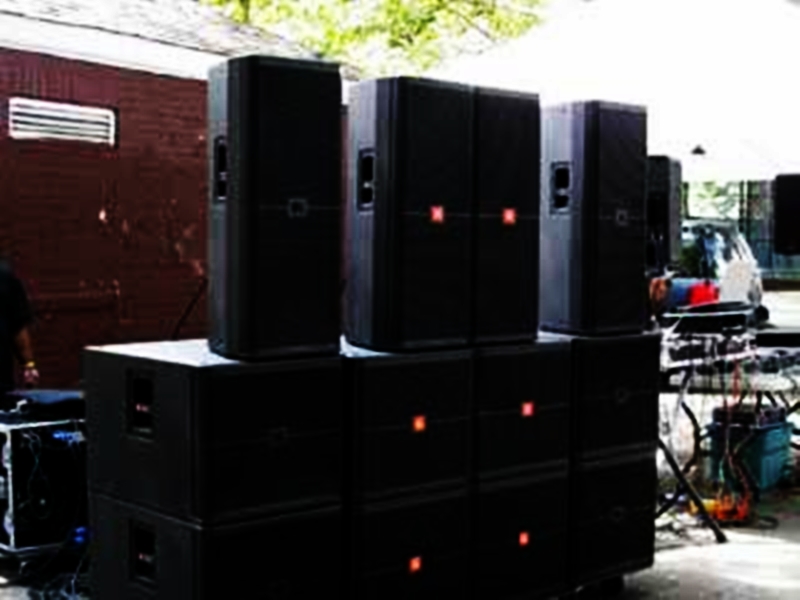 उत्तराखंड में होने वाली बोर्ड परीक्षाओं के चलते छात्र-छात्राएं तैयारियों में जुटे हैं। ऐसे में डीजे की आवाज का खलल हुआ और परीक्षार्थियों को परेशानी हुई तो हरिद्वार पुलिस कार्रवाई के लिये रहें तैयार,,,