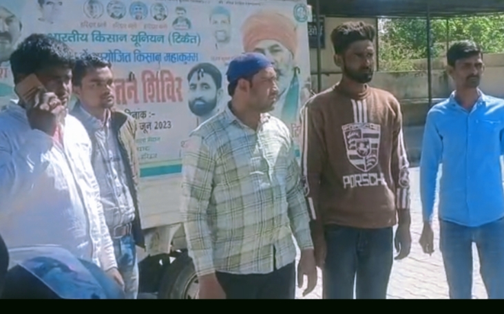 मंगलौर कस्बे के मोहल्ला किला में आज सुबह लड़ाई के दौरान एक व्यक्ति को मोहल्ला किला के ही कुछ लोगों की   पिटाई से मौके पर हुई मौत ,,,