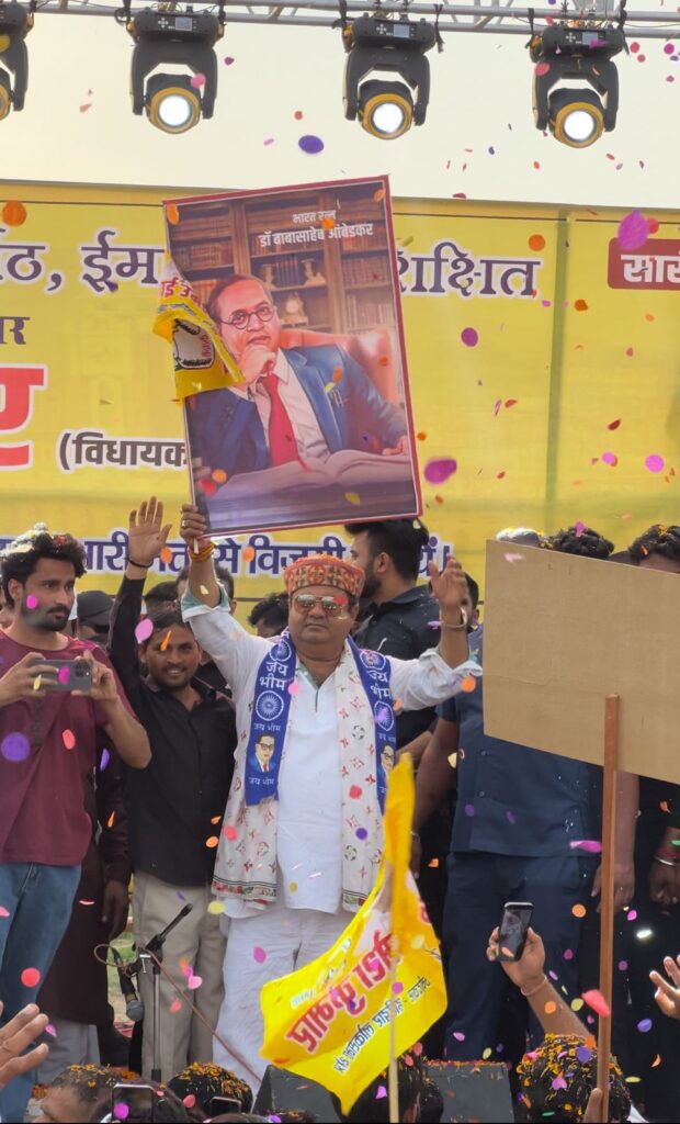 चर्चा:-(कहीं पे निगाहे , कहीं पे निशाना) निर्दलीय उम्मीदवार उमेश कुमार मुस्लिम बाहुल्य क्षत्रो में ही क्यों बना रहे चुनाव का फोकस,,,?