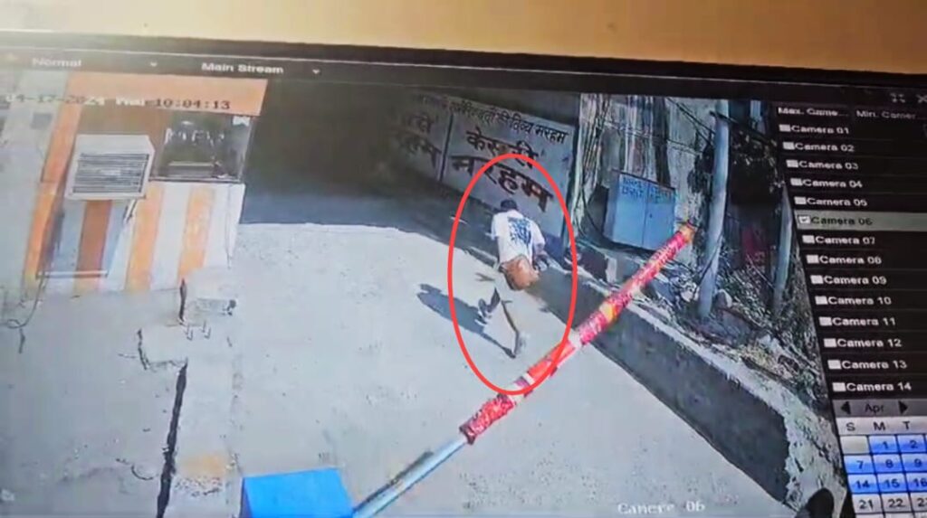 हरकी पैड़ी स्नान के लिए गए एक श्रद्धालुओं की कार से चोर ने हीरे व सोने की छह अंगूठियों सहित नकदी व सामान चोरी कर भागता दिखाई दिया सीसीटीवी कैमरे के अंदर,,,