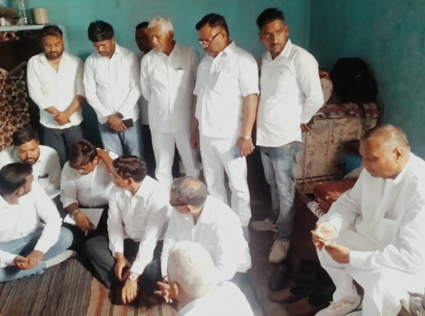 भाजपा सरकार में अपराधियों के हौंसले बुलंद हैं द्लितो पर अत्याचार बढ़े हैं , जिसे बसपा किसी भी सूरत में बर्दाश्त नहीं करेगी,,,राम जी गौतम बसपा राज्य सभा सांसद