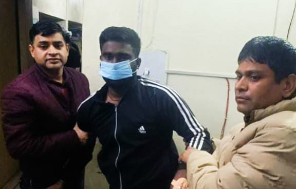 देहरादून के पटेलनगर क्षेत्र में हुई प्रॉपर्टी डीलर की सनसनीखेज हत्या का पुलिस ने 24 घंटे के भीतर खुलासा कर मुख्य आरोपी को किया गिरफ्तार,,,