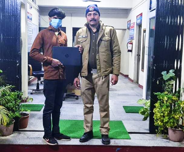 रानीपुर कोतवाली क्षेत्र के शिवालिक नगर में रात 10:00 बजे के बाद डीजे बजाने की शिकायत पर पुलिस आयी हरकत में,,,