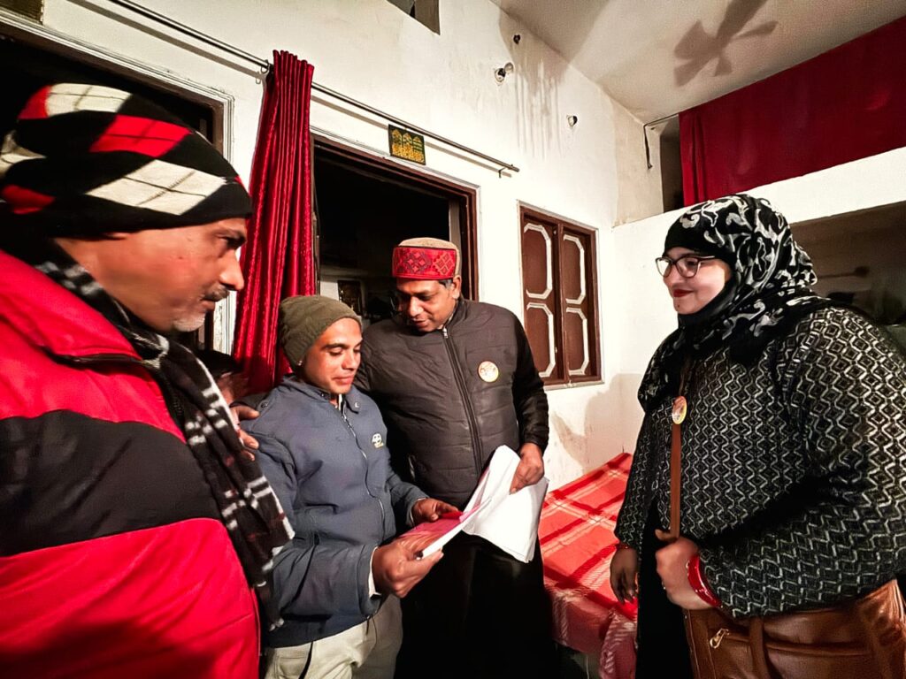 चेयरमैन प्रतियाशी एडवोकेट शबनम अंजुम और अकरम साबरी की जोड़ी ने अपने अनूठे प्रचार के जरिए किया जनता का ध्यान आकर्षित,,,