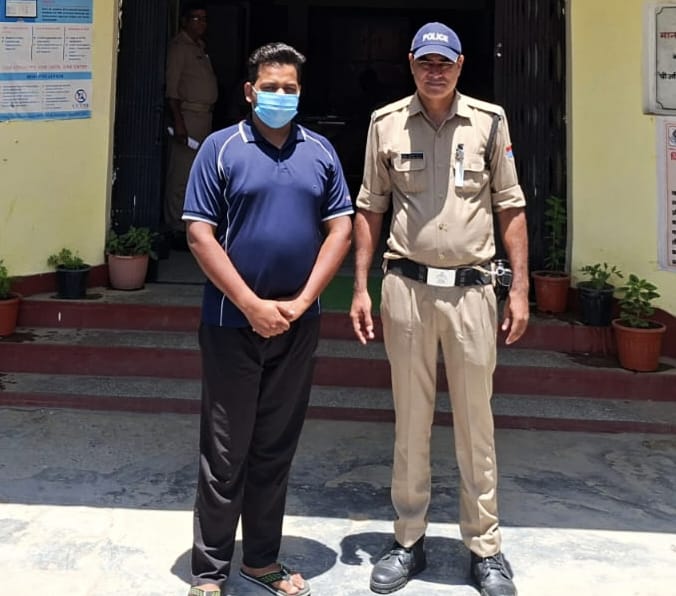 नाबालिग से दुष्कर्म के मामले में पुलिस ने कलयुगी मां और उसके प्रेमी के बाद तीसरे आरोपी को भी 24 घंटो के भीतर किया गिरफ्तार,,,