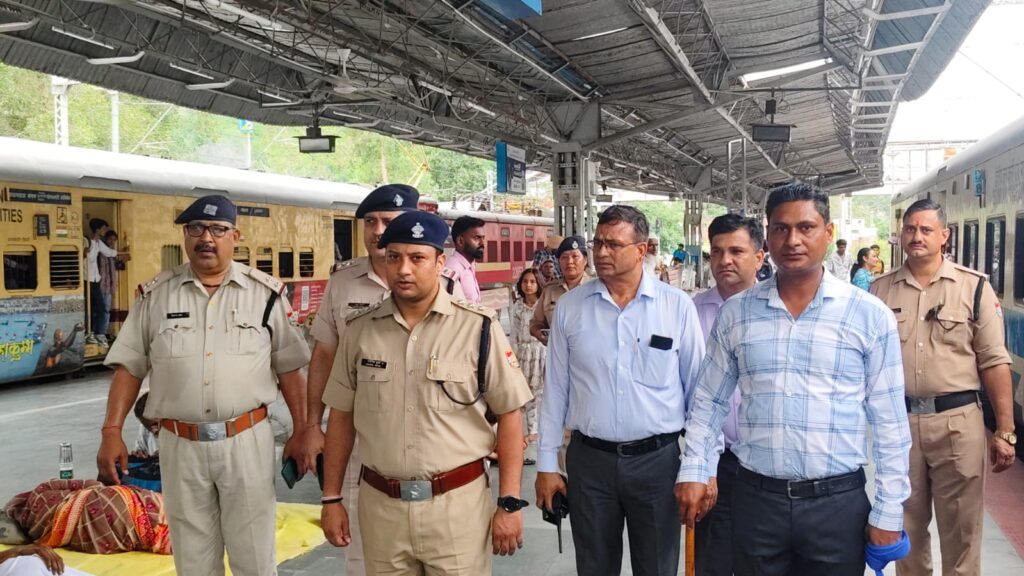 महामहिम राष्ट्रपति के निकट भविष्य में प्रस्तावित देहरादून भ्रमण कार्यक्रम को देखते हुए सुरक्षा एजेंसियां पूरी तरह मुस्तैद,,,