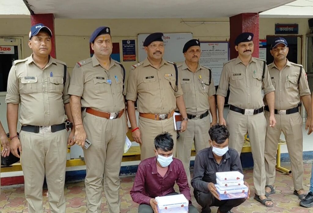 गंग नहर रुड़की  पुलिस ने बावरिया गिरोह के दो सदस्यों को चोरी की ज्वैलरी और अन्य सामान के साथ गिरफ्तार,अन्य  दो बदमाश फरार,,,