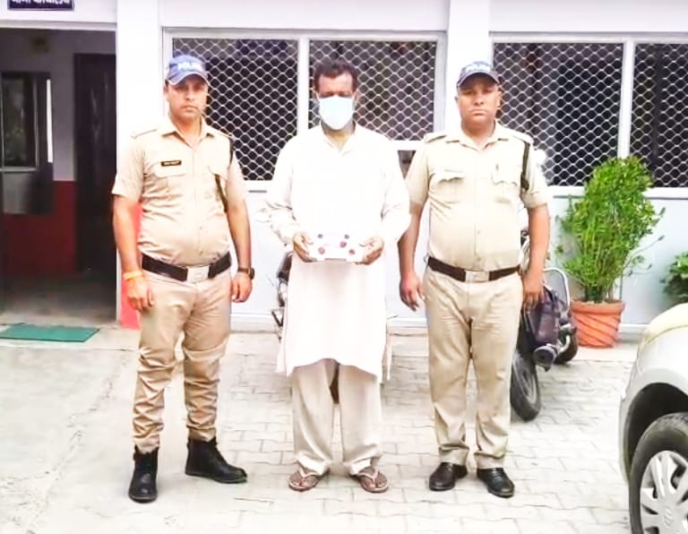 नशे के धंधेबाजों पर लगातार शिकंजा कस रही एएनटीएफ (एंटी नारकोटिक्स टास्क फोर्स) सेल और ज्वालापुर कोतवाली पुलिस को हाथ लगी बड़ी कामयाबी,,,