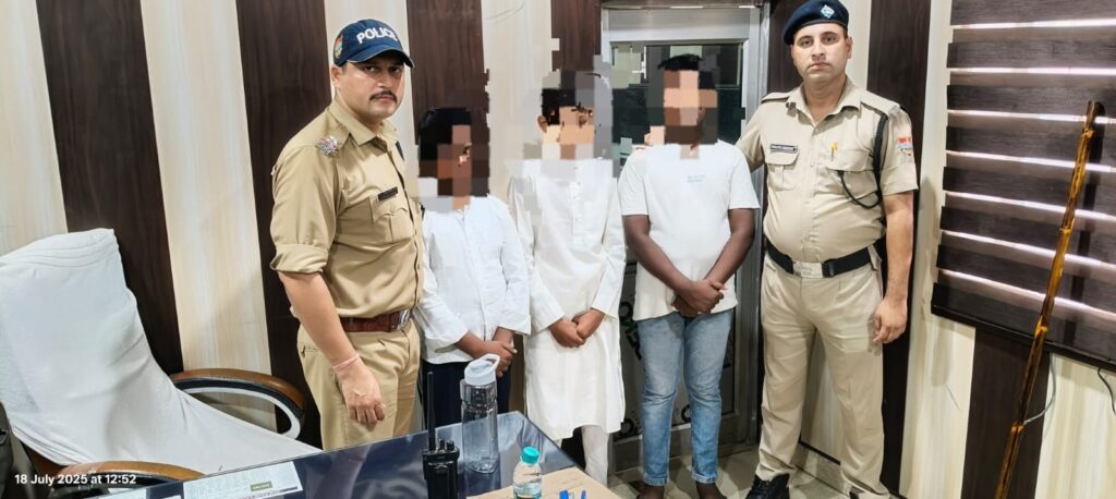 कनखल थाना क्षेत्र से लापता हुए तीन नाबालिग किशोरों को हरिद्वार पुलिस ने अंबाला से सकुशल बरामद कर परिजनों को सौंपा,,,