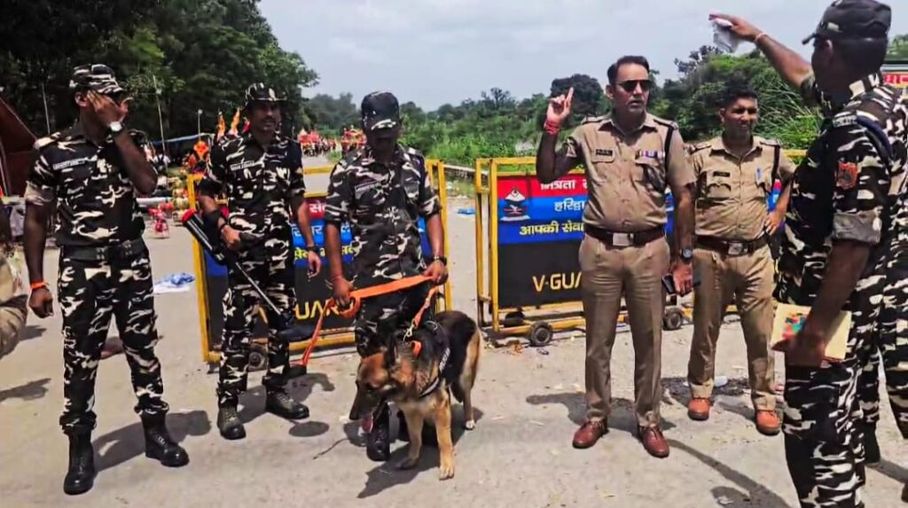 प्रचलित कांवड़ मेले के मद्देनज़र सुरक्षा व्यवस्था को पुख्ता बनाए रखने के उद्देश्य से पिरान कलियर थाना पुलिस पूरी तरह मुस्तैहद,,,