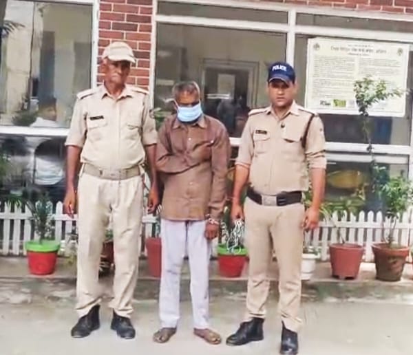कंवरपाल हत्याकांड की गुत्थी पुलिस ने सुलझाई , वारदात को अंजाम देने वाला आरोपी ओमवीर उर्फ ओमी को किया गिरफ्तार ,,,