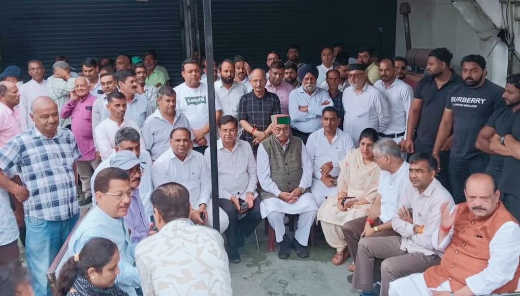 क्या देहरादून में जिला पंचायत अध्यक्ष के चुनाव में हरिद्वार के विधायकों के साथ  यशपाल राणा की सहभागिता रुड़की में खिला सकती है नया गुल,,,?