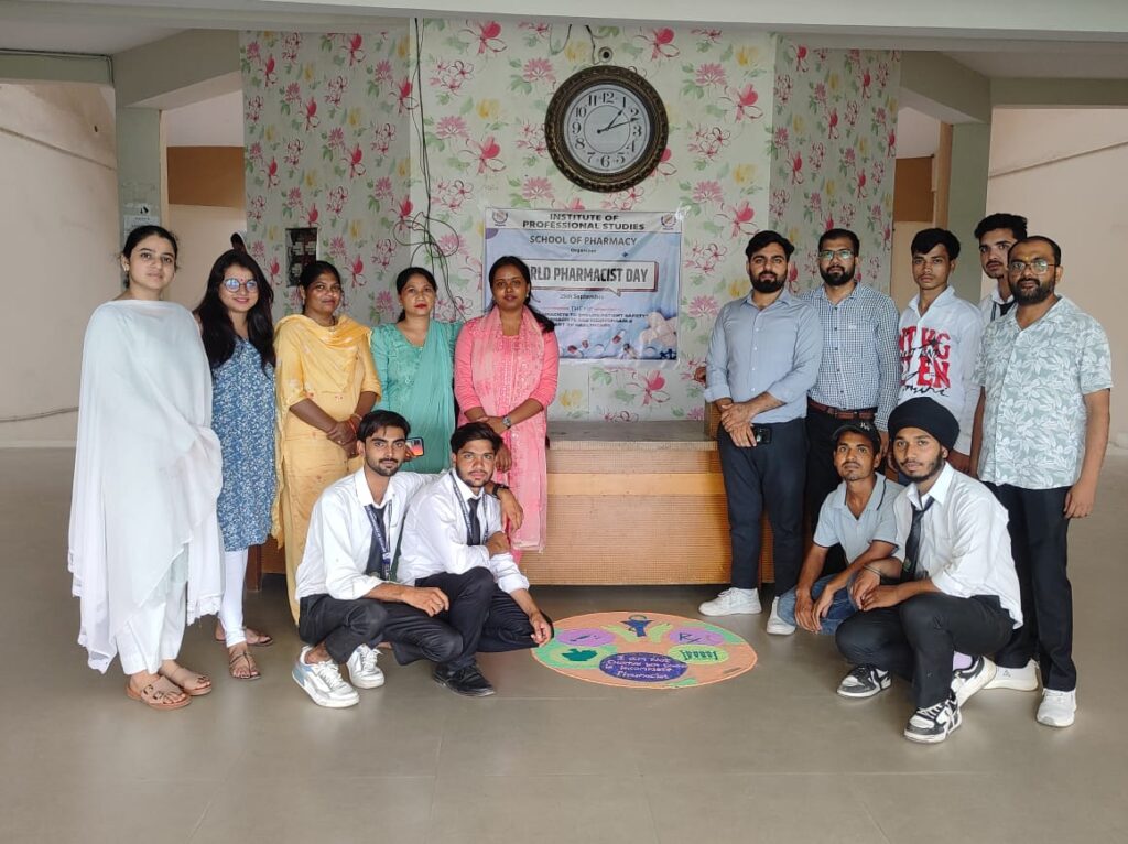 इंस्टिट्यूट ऑफ प्रोफेशनल स्टडीज़ (IPS) में डी.फार्मा विभाग द्वारा गुरुवार को विश्व फार्मासिस्ट दिवस मनाया बड़े मनाया उत्साह और उल्लास के साथ,,,