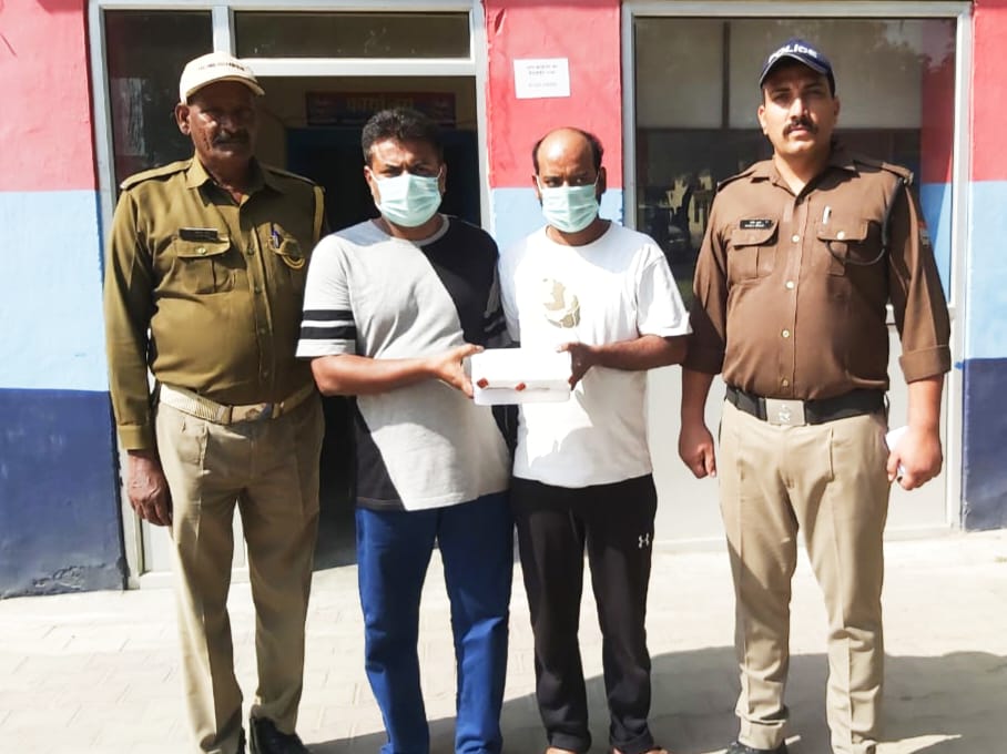 चोरी के माल से ऐशो-आराम का सपना देख रहे दो शातिर चोरों को मंगलौर पुलिस ने मात्र 24 घंटे के भीतर गिरफ्तारी कर उनके सपनों को किया धराशायी,,,