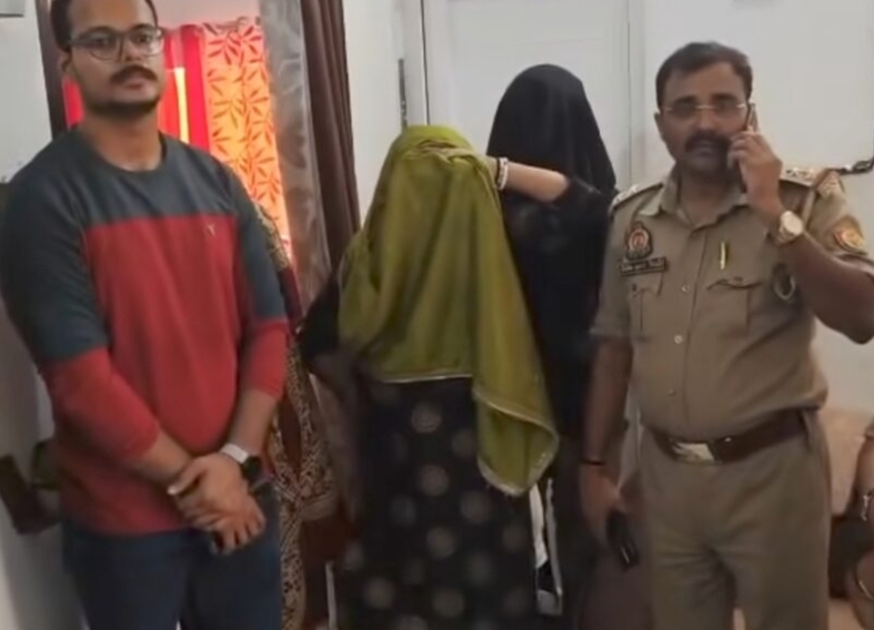 सारनाथ पुलिस को गुप्त सूचना मिली थी कि क्षेत्र के एक अपार्टमेंट में स्थित स्पा सेंटर में मसाज की सुविधा के नाम पर अनैतिक गतिविधियां हो रही संचालित ,,,