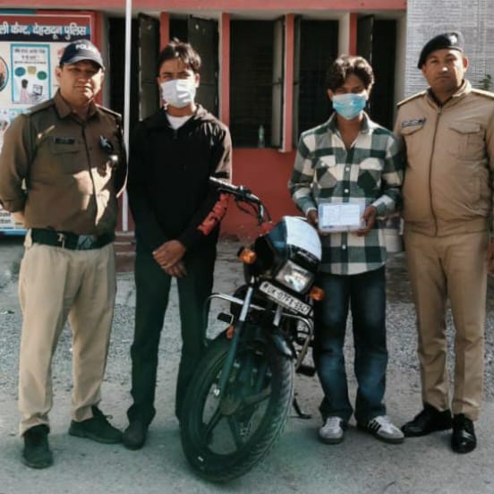 महंगे शौक… तेज रफ्तार जिंदगी… और जल्दी पैसा कमाने का झांसा — इन सबका खामियाज़ा दो युवकों को सलाखों के पीछे पहुंचकर पड़ा चुकाना,,,