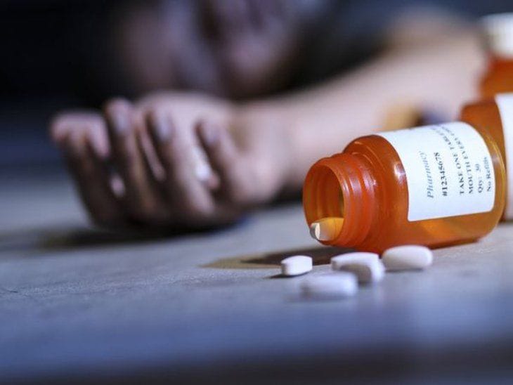 जहर खाने के बाद उपचार के दौरान अस्पताल में दम तोड़ने वाली यह महिला अपने पति के साथ प्रेम विवाह कर  रह रही थी गांव में,,,