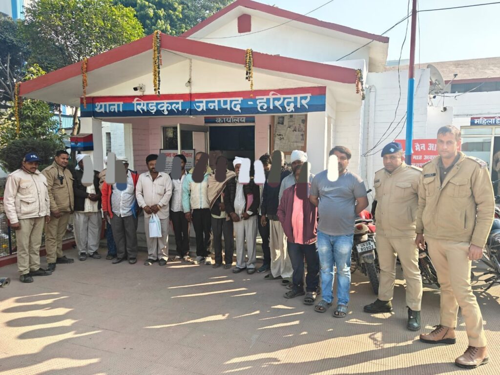 कानून-व्यवस्था सुदृढ़ रखने के लिए पुलिस कप्तान प्रर्मेंद्र डोबाल के निर्देश पर सिडकुल क्षेत्र में पुलिस ने एक ही दिन में दो अहम कार्रवाइयों को दिया अंजाम,,,