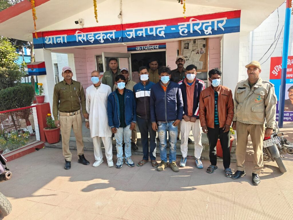 जिले में कानून-व्यवस्था को मजबूत बनाए रखने के लिए एसएसपी प्रमेन्द्र डोबाल के प्रखर निर्देशन में सिडकुल पुलिस ने लगातार कार्रवाई करते हुए दो मामलों में कुल 07 आरोपियों को गिरफ्तार कर बड़ी सफलता की हासिल,,,