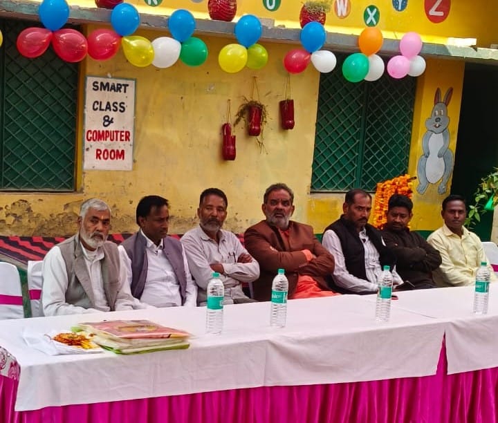 स्कूलों में सुविधाओं के साथ गुणवत्तापूर्ण शिक्षा पर रखे फोकस रखें अधिकारी,,,स्वामी यतीश्वरानंद