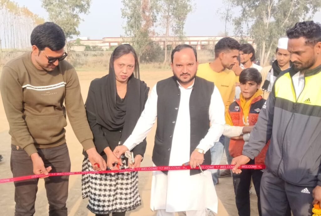 सांपला बक्काल में क्रिकेट मैच का आयोजन,वरिष्ठ कांग्रेस नेत्री ने बढ़ाया खिलाड़ियों का हौसला,,,