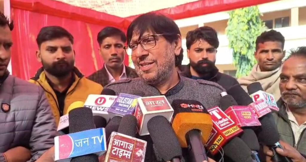 पूर्व केबिनेट मंत्री करतार सिंह भड़ाना ने नारसन पहुंचकर मनाया चौधरी चरण सिंह का जन्मदिन,,,