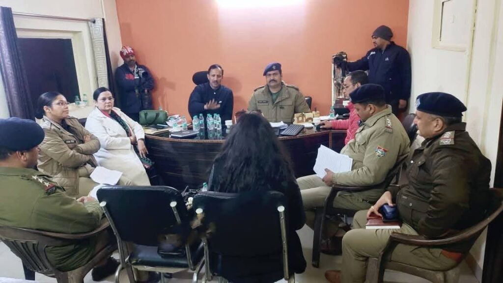 एसआइटी की उर्मिला सनावर से पूछताछ के दौरान एक भाजपा नेत्री की मौजूदगी पर कांग्रेस ने उठाये सवाल,,,