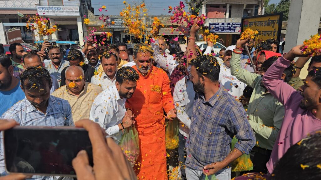 भाजपा मंडलों में प्रदेश उपाध्यक्ष स्वामी यतीश्वरानंद के नेतृत्व में होली मिलन समारोह का किया गया आयोजन,,,