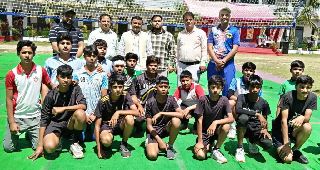 तृतीय राज्य स्तरीय सब जूनियर अंडर-17 शूटिंग बॉल चैंपियनशिप के सेमीफाइनल में देहरादून के बालक वर्ग ने मारी बाजी,,,