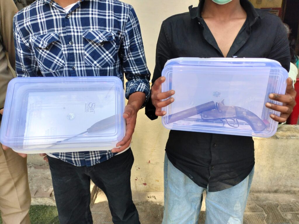 इंस्टाग्राम पर कमेंटबाजी और दबदबा कायम करने के लिए मारपीट की वारदातों को अंजाम देने वाले कुख्यात “पिल्ला गैंग” पर कनखल पुलिस ने किया बड़ा प्रहार ,,,