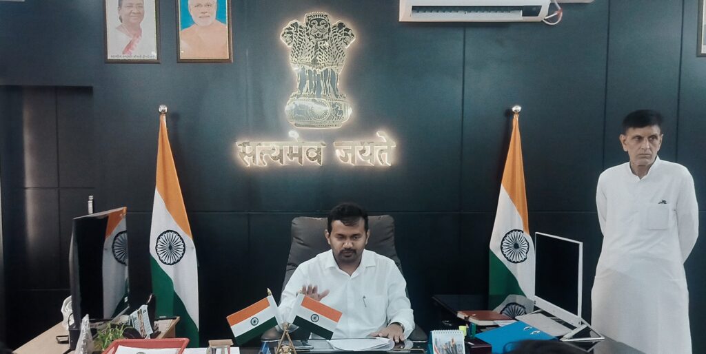 29 मई से शुरू होगा SIR अभियान- जॉइंट मजिस्ट्रेट दीपक रामचंद शेठ ने तहसील परिसर स्थित कार्यालय में पत्रकार वार्ता कर दी पूरी जानकारी,,,