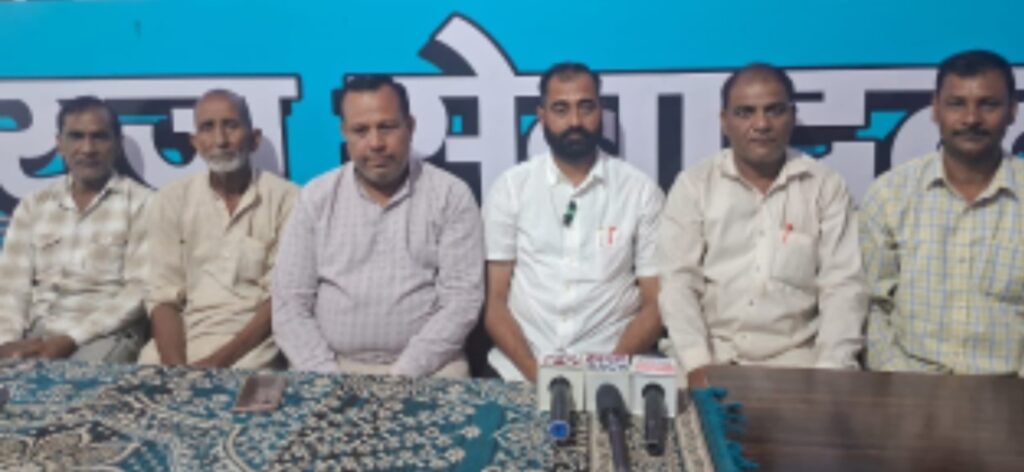पिरान कलियर में सुराज सेवा दल की प्रेस वार्ता गाय को़ राष्ट्रीय पशु घोषित करने और नशा तस्करों पर सख्त कार्रवाई की मांग,,,