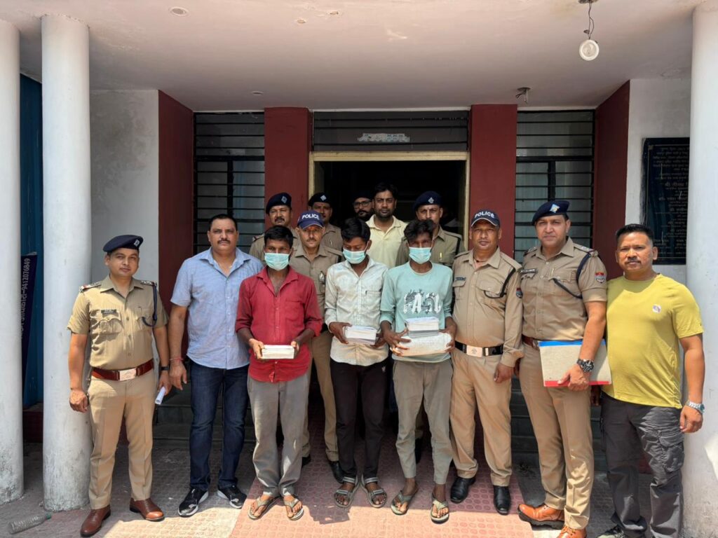 चंडी देवी रोपवे मार्ग के पास झाड़ियों में मिले अज्ञात महिला के सड़े-गले शव की गुत्थी सुलझाते हुए हरिद्वार पुलिस ने एक बेहद चुनौतीपूर्ण ब्लाइंड मर्डर केस का किया पर्दाफाश,,,