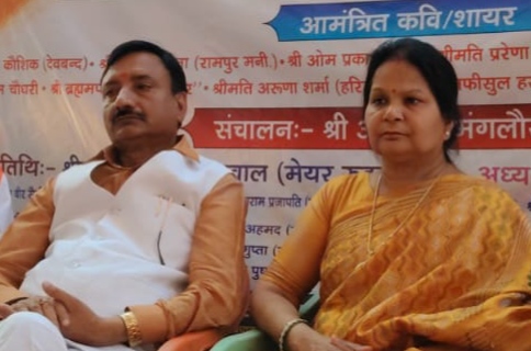 मेयर अनिता अग्रवाल के आश्वासन के बाद शिवपुरम का धरना हुआ स्थगित,नाले की खुदाई का काम शुरू,एक माह में होगा सड़क निर्माण का टेंडर,,,
