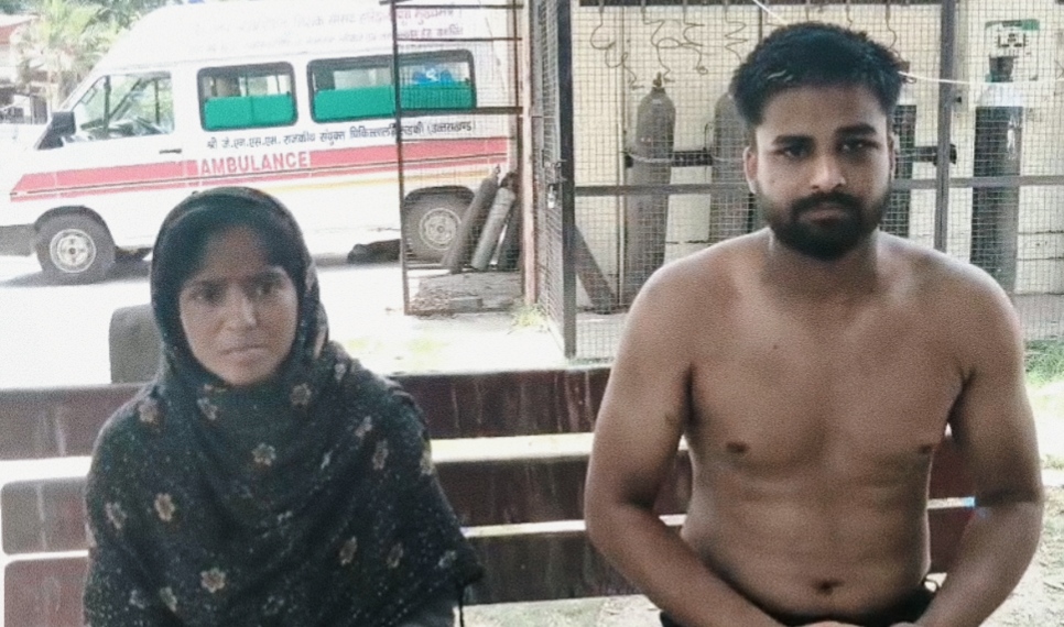 पीड़ित पक्ष ने रहमतपुर गाँव के कई दर्जन दबंग लोगो पर पीड़ित व उसके परिवार के साथ मारपीट करने का लगाया आरोप ,,,