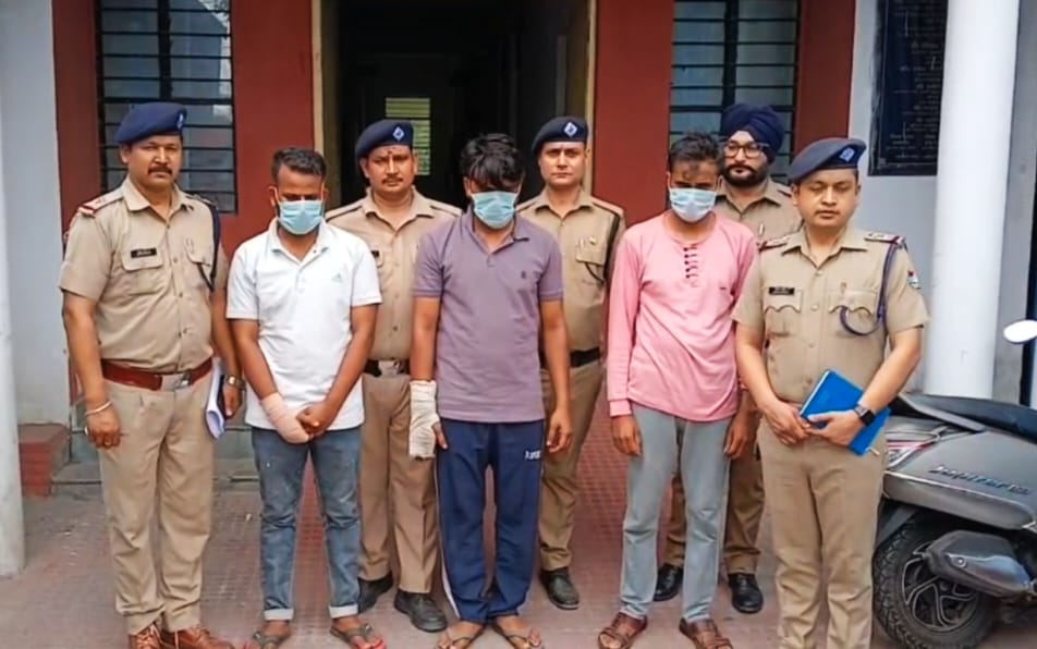 देश की अर्थव्यवस्था को जाली नोटों के जरिए नुकसान पहुंचाने की साजिश रच रहे एक संगठित गिरोह पर हरिद्वार पुलिस ने किया करारा प्रहार ,,,